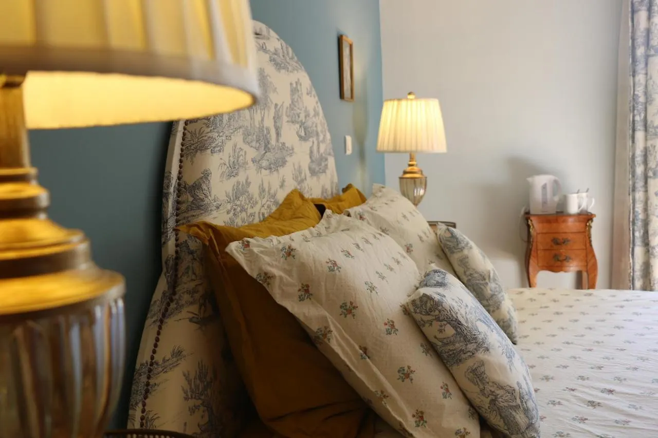 Les Chambres De Fanny Cabrieres-d'Aigues 0*,
