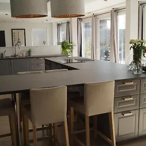 https://les-terrasses-de-templeuve.lillehotels.org